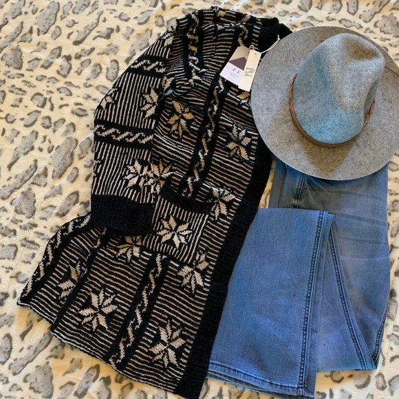 Black Snowflake Chenille Holiday Cardigan Sweater - Picture 4 of 5